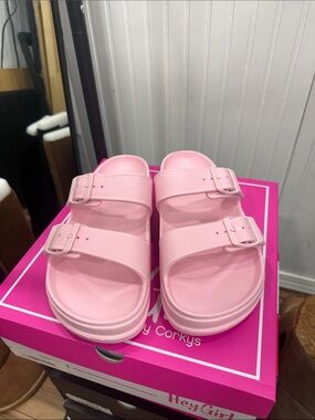 LIKE NEW wild fable Pink Dual-Buckle Slide Sandals Size 9